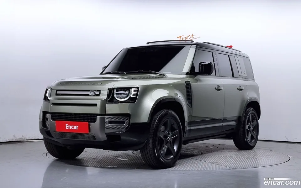 Land Rover Defender 110 P300 X- SE 2024 — фото 1, купить с доставкой в Москву