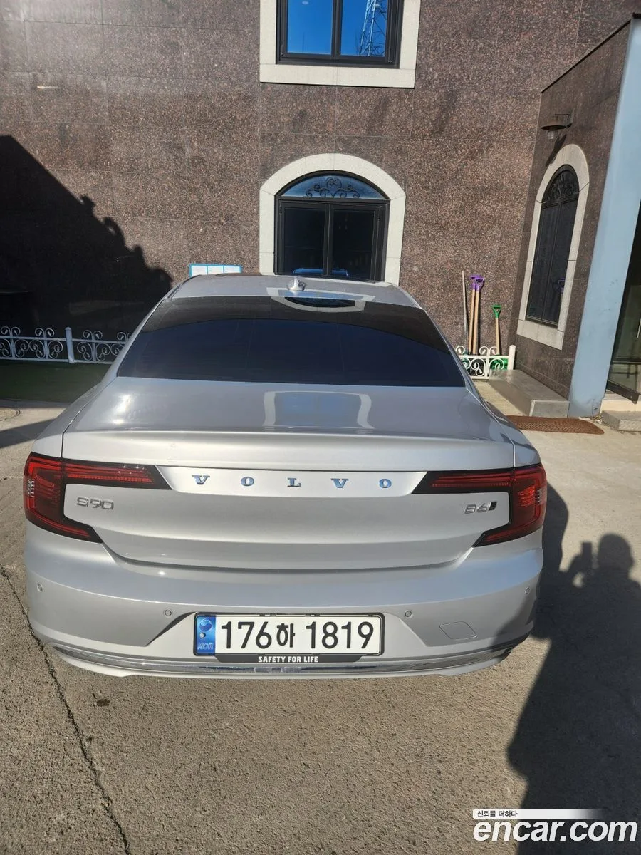 Volvo S90 B6 AWD 2023 — миниатюра 4