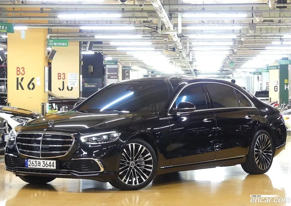 Mercedes-Benz S-Class S450L 4MATIC 2023 — фото 1, купить с доставкой в Москву