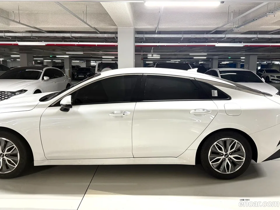 Kia K5 Hybrid 2023 — миниатюра 5