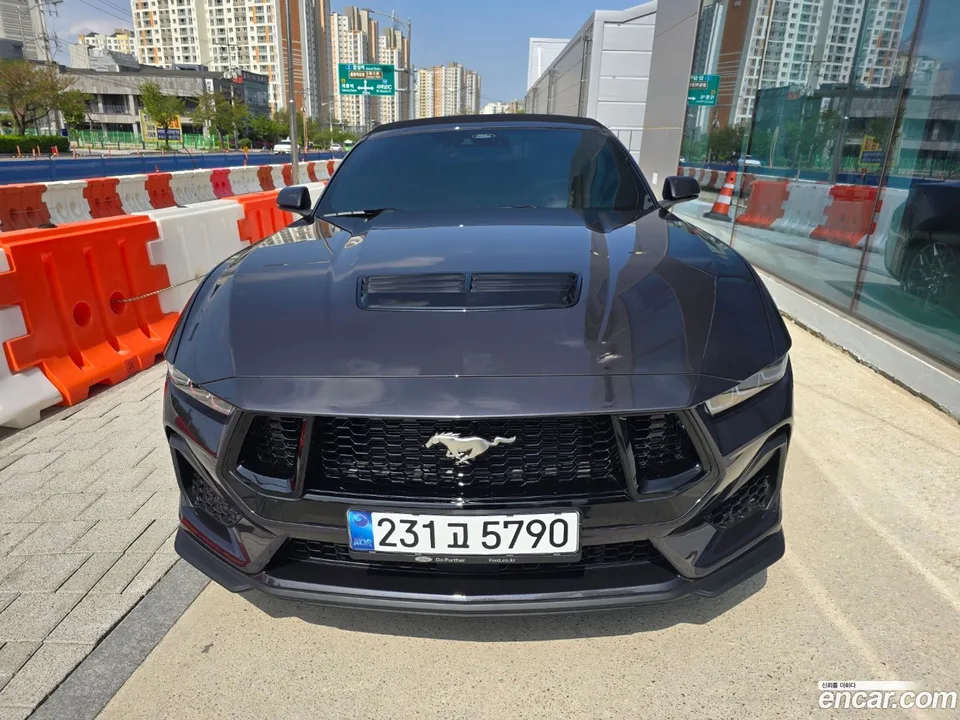 Ford Mustang 5.0 GT 2024 — фото 1, купить с доставкой в Москву