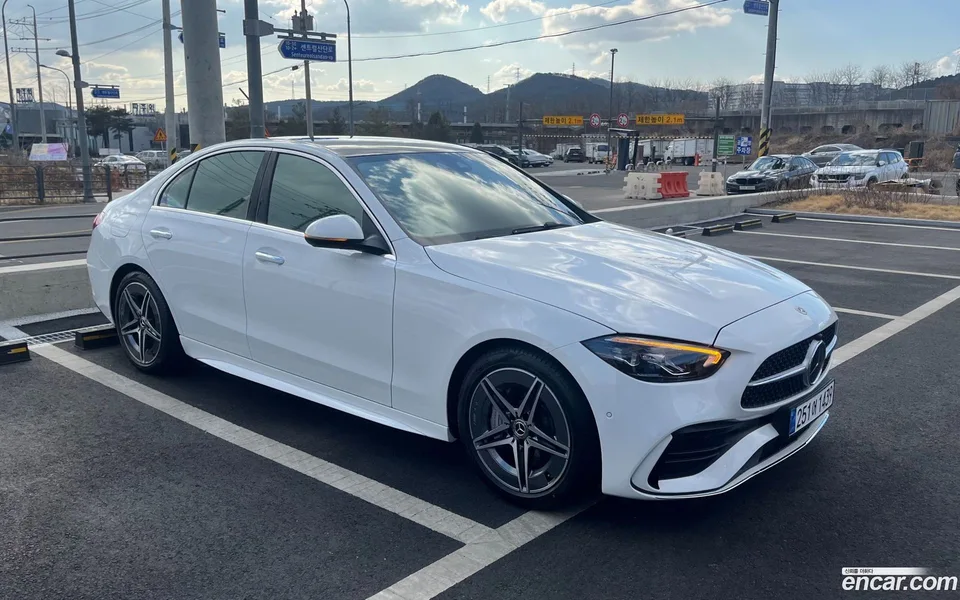 Mercedes-Benz C-Class C200 AMG Line 2025 — миниатюра 3