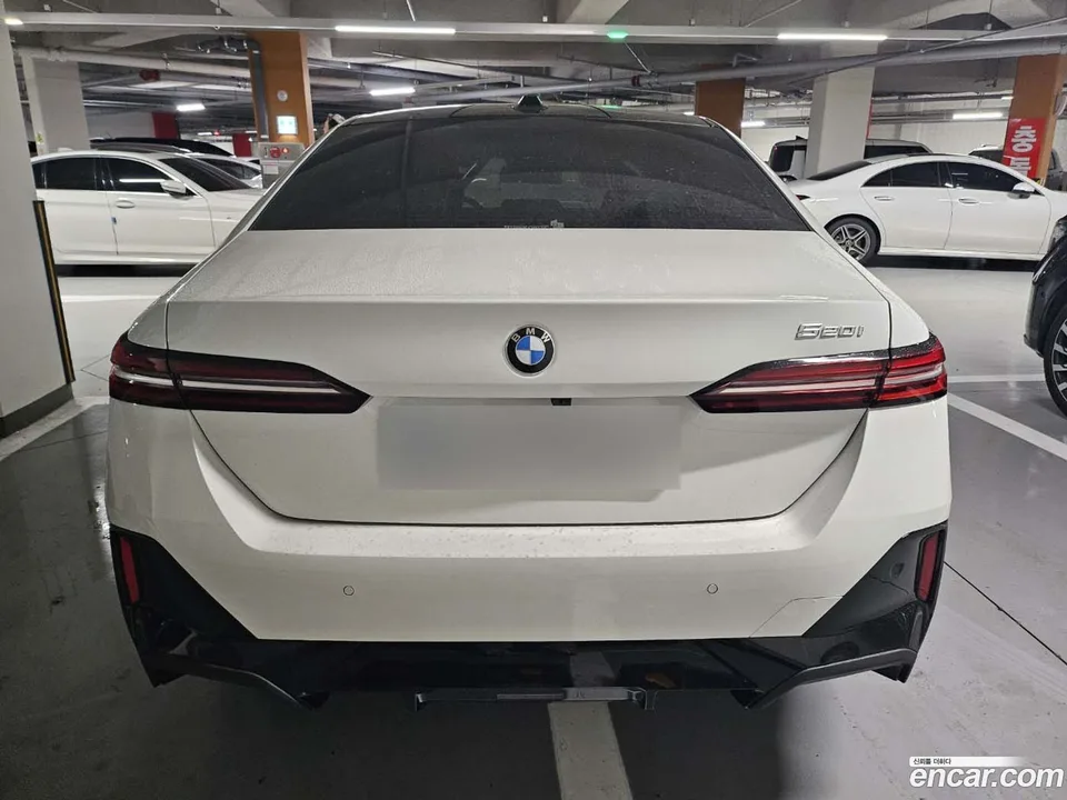 BMW 5 Series 520i M 2025 — миниатюра 4