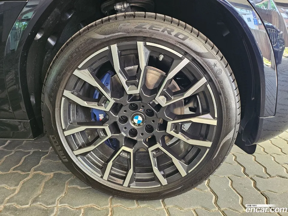 BMW X6 xDrive40i M 2025 — миниатюра 5