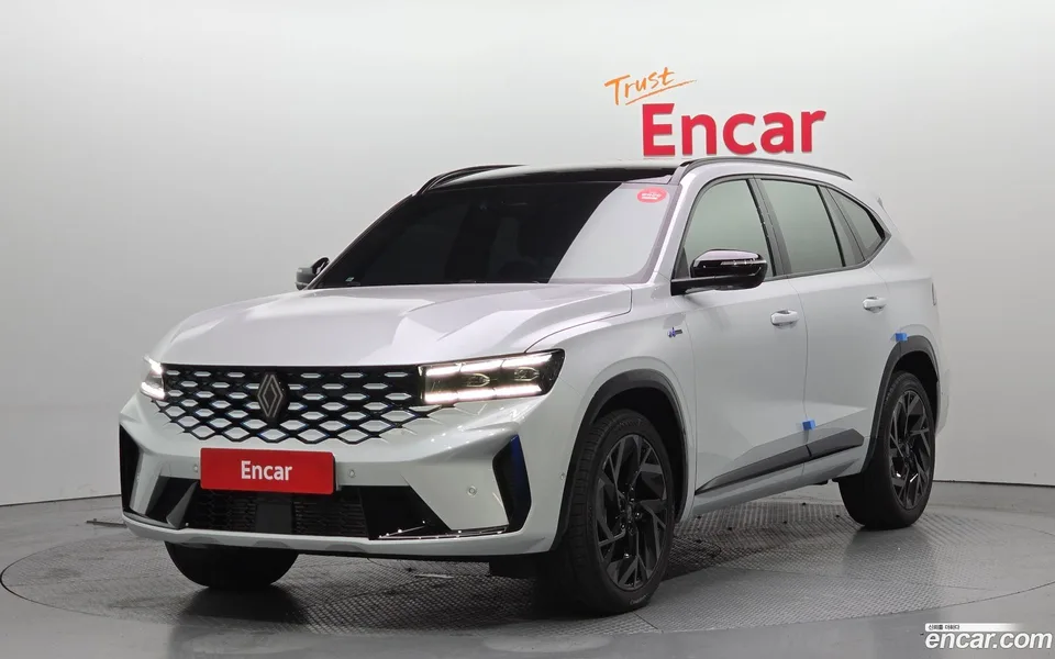 Renault Samsung Grand Koleos 2.0 2WD 2024 — фото 1, купить с доставкой в Москву