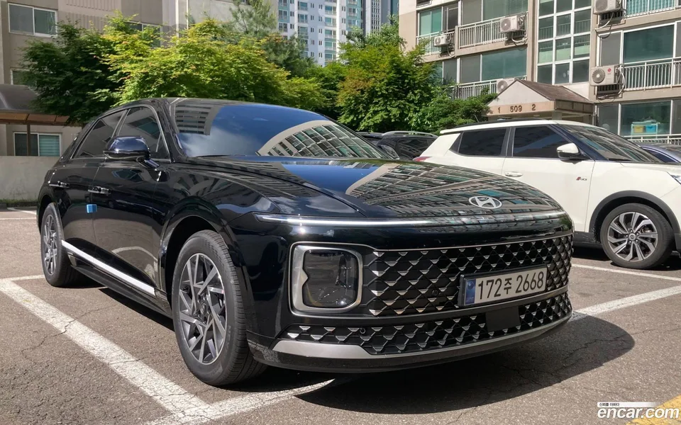 Hyundai Grandeur 2.5 2WD 2025 — фото 1, купить с доставкой в Москву