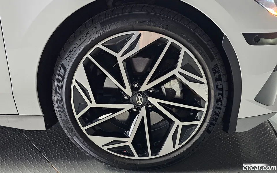 Hyundai Ioniq 6 AWD 2022 — миниатюра 5