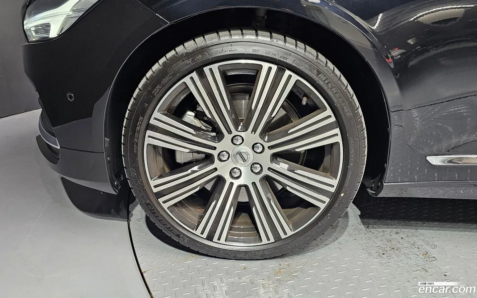 Volvo S90 B6 AWD 2023 — миниатюра 2