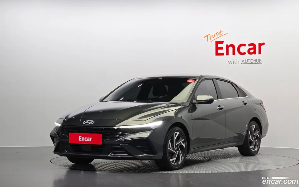 Hyundai Avante CN7 Hybrid 2025 — фото 1, купить с доставкой в Москву