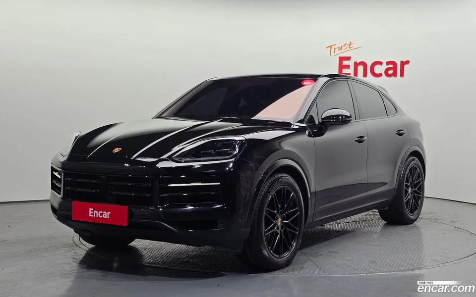 Porsche Cayenne 3.0 2024 — фото 1, купить с доставкой в Москву