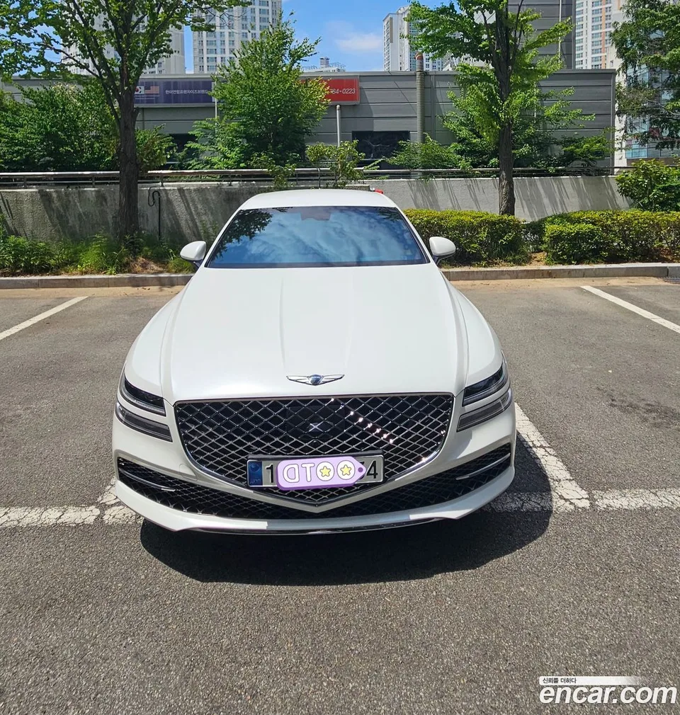 Genesis G80 2.5 AWD 2023 — photo 1, buy with delivery to Moscow