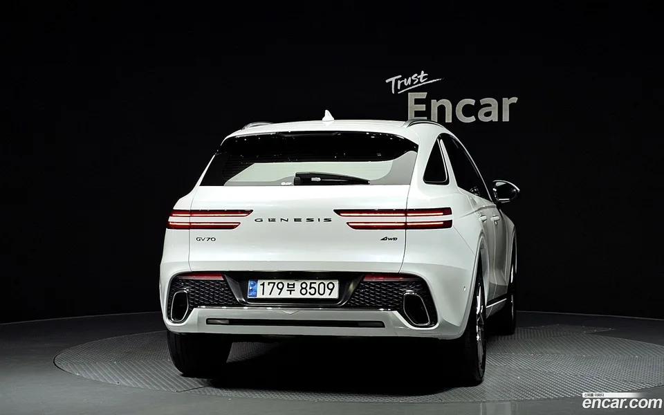 Genesis GV70 2.5T AWD 2023 — миниатюра 4