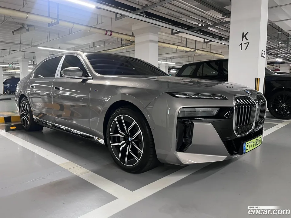 BMW 7 Series 740i xDrive M 2025 — миниатюра 3