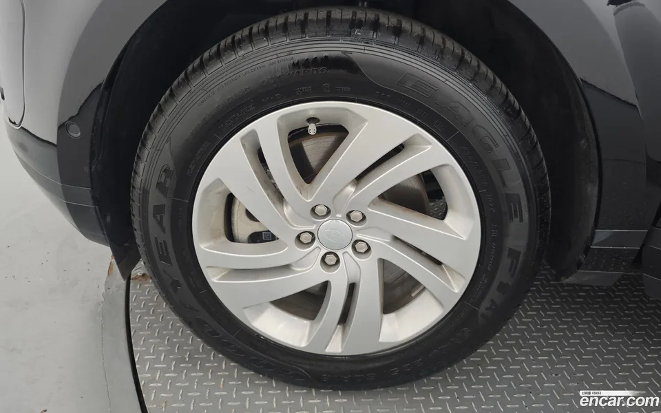 Land Rover Range Rover Evoque P250 S 2024 — миниатюра 2