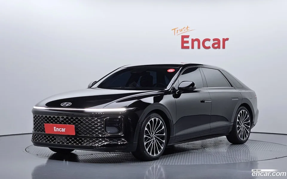 Hyundai Grandeur 2.5 2WD 2023 — фото 1, купить с доставкой в Москву