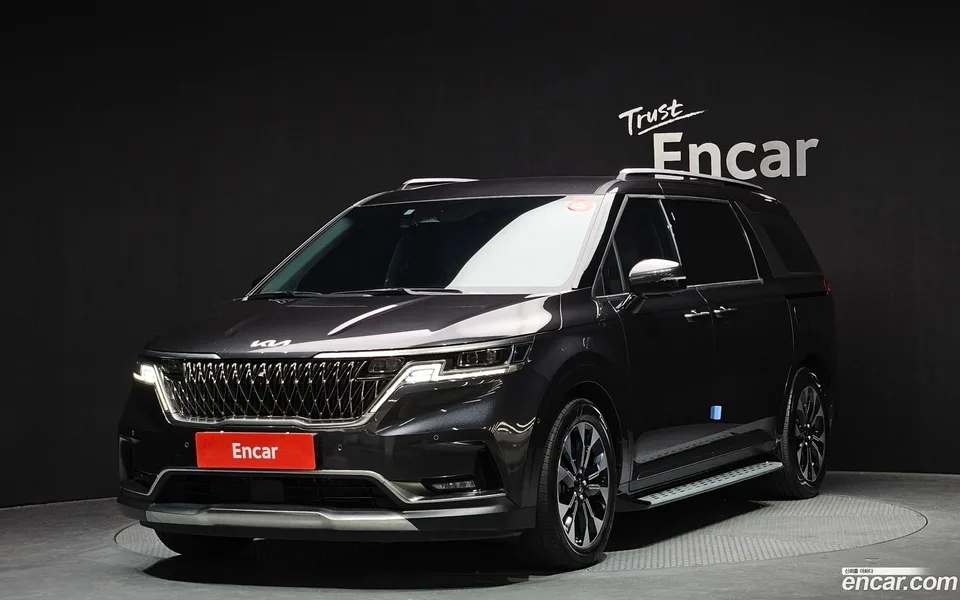 Kia Carnival 9 2022 — фото 1, купить с доставкой в Москву