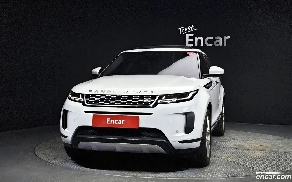 Land Rover Range Rover Evoque P250 SE 2022 — миниатюра 3