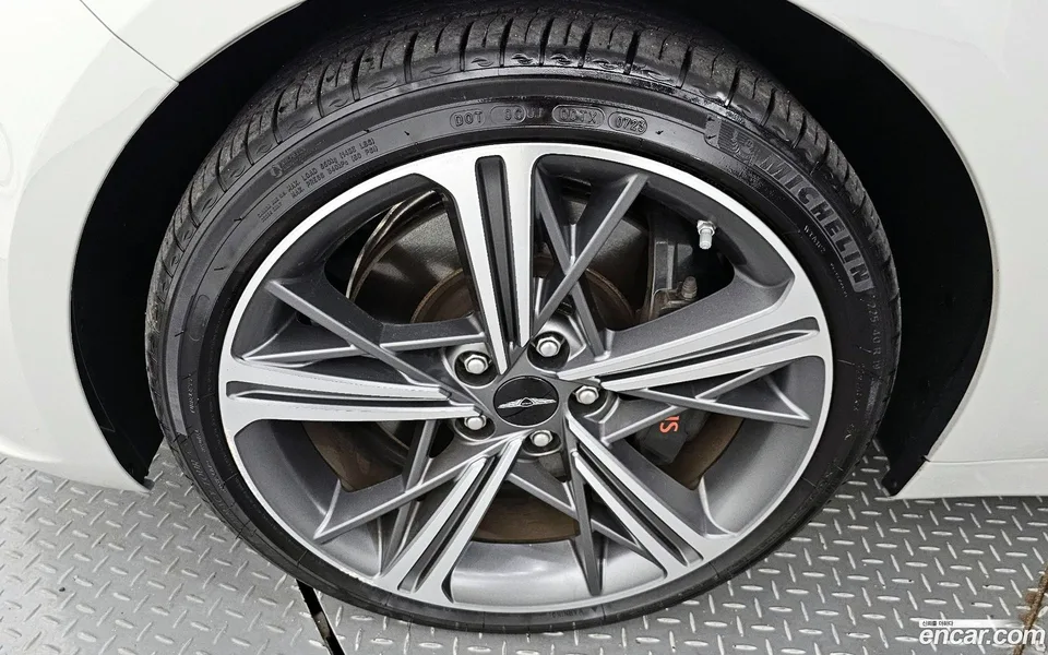 Genesis G70 Shooting Brake 2.5T 4WD 2024 — миниатюра 2