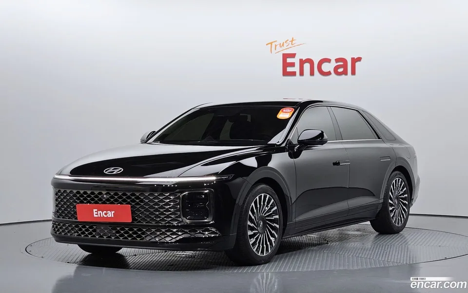 Hyundai Grandeur 2.5 2WD 2023 — фото 1, купить с доставкой в Москву