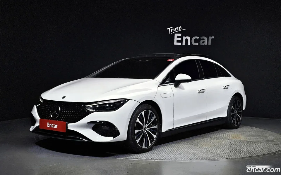 Mercedes-Benz EQE EQE350+ 2022 — фото 1, купить с доставкой в Москву