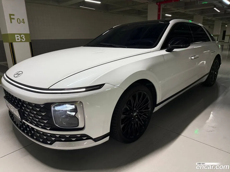 Hyundai Grandeur 2.5 2WD 2023 — фото 1, купить с доставкой в Москву