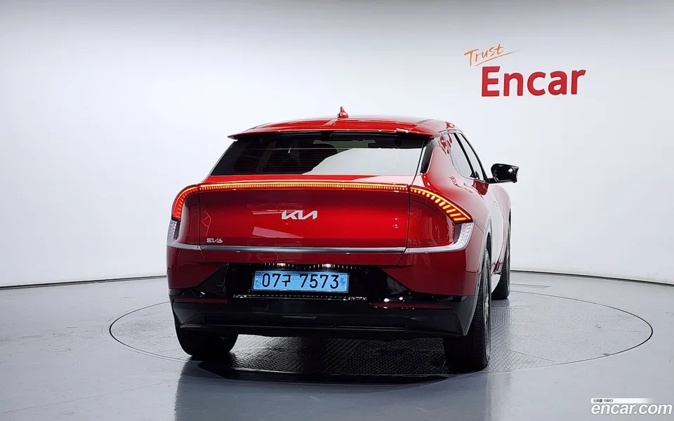 Kia EV6 4WD 2023 — миниатюра 4