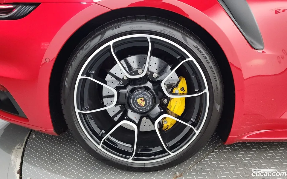 Porsche 911 (992) S 2022 — миниатюра 2
