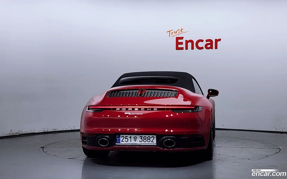 Porsche 911 (992) 4 2024 — миниатюра 4