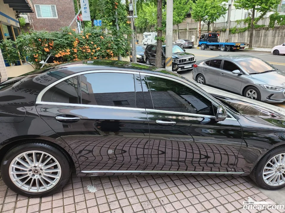 Mercedes-Benz E-Class E250 2023 — миниатюра 4