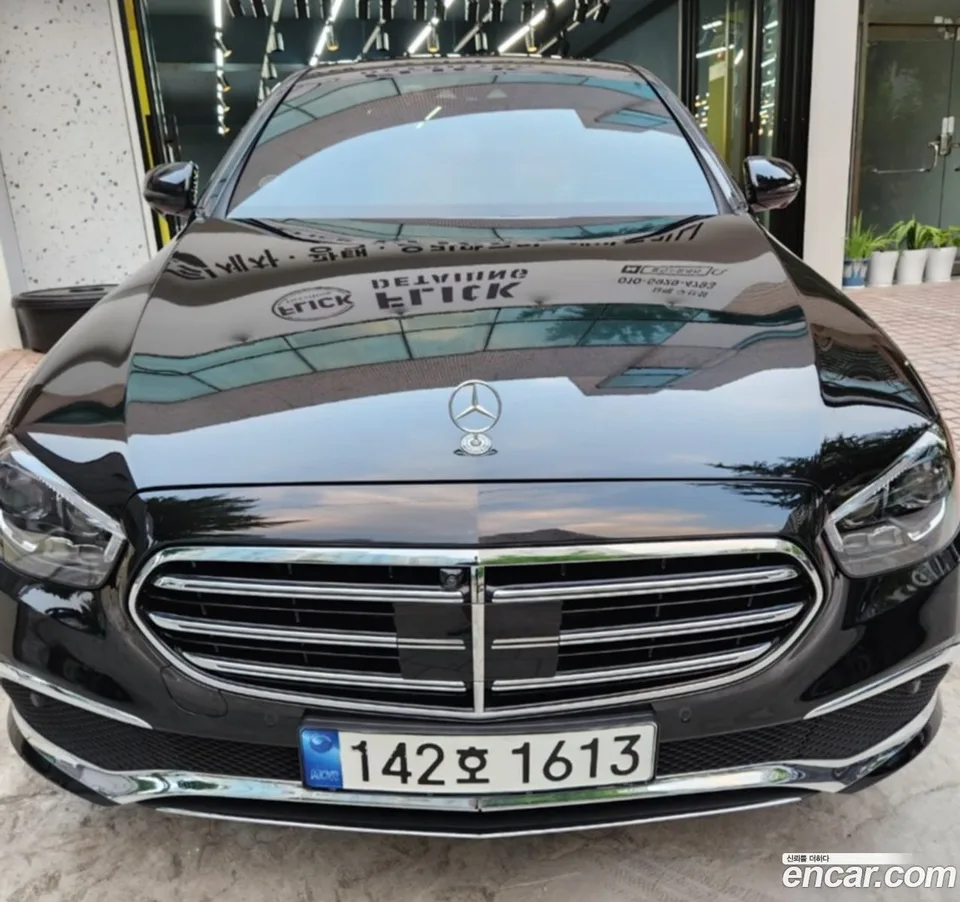 Mercedes-Benz E-Class E250 2023 — фото 1, купить с доставкой в Москву