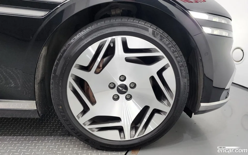 Genesis G90 3.5 e-S/C AWD LWB 2022 — миниатюра 2