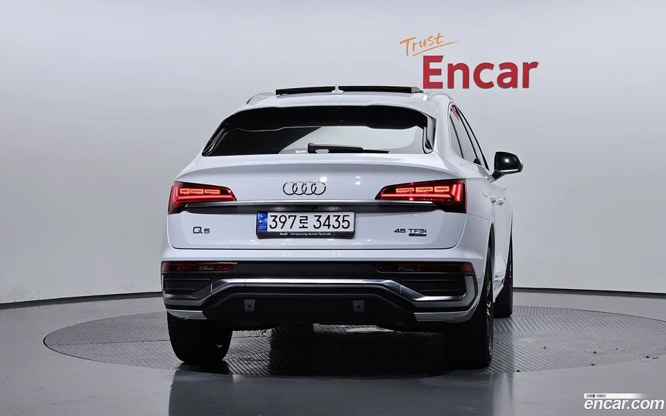 Audi Q5 45 TFSI 2023 — миниатюра 4