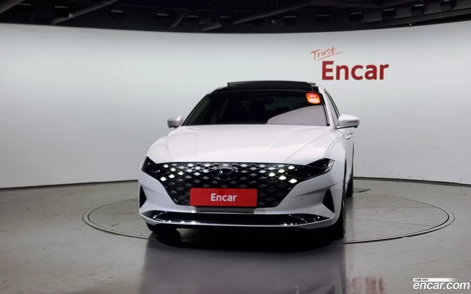 Hyundai Grandeur IG Hybrid 2022 — миниатюра 3
