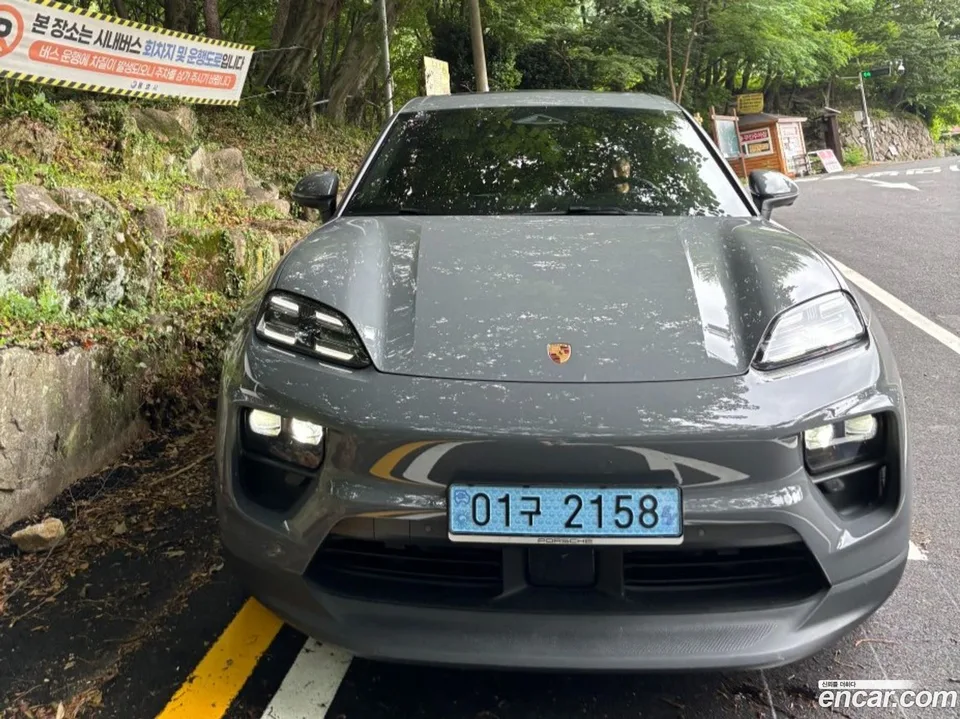 Porsche Macan Electric 4S 2025 — фото 1, купить с доставкой в Москву