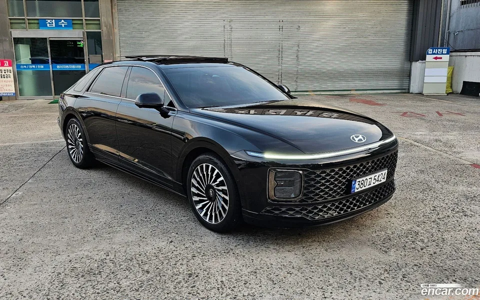 Hyundai Grandeur Hybrid 2023 — миниатюра 3