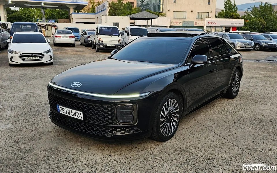 Hyundai Grandeur Hybrid 2023 — фото 1, купить с доставкой в Москву