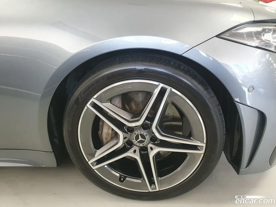 Mercedes-Benz CLS-Class CLS300d 4MATIC 2022 — миниатюра 2