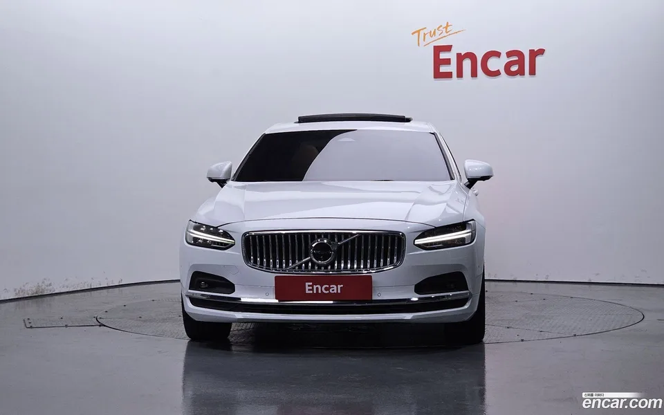 Volvo S90 B6 AWD 2025 — миниатюра 3