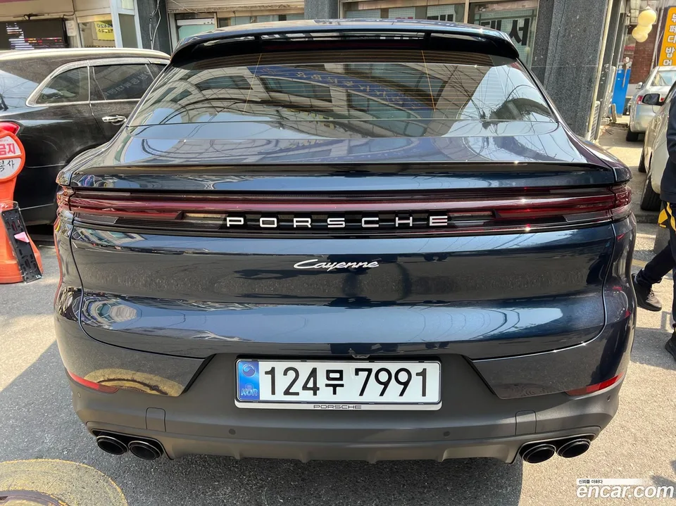 Porsche Cayenne 3.0 2023 — thumbnail 5