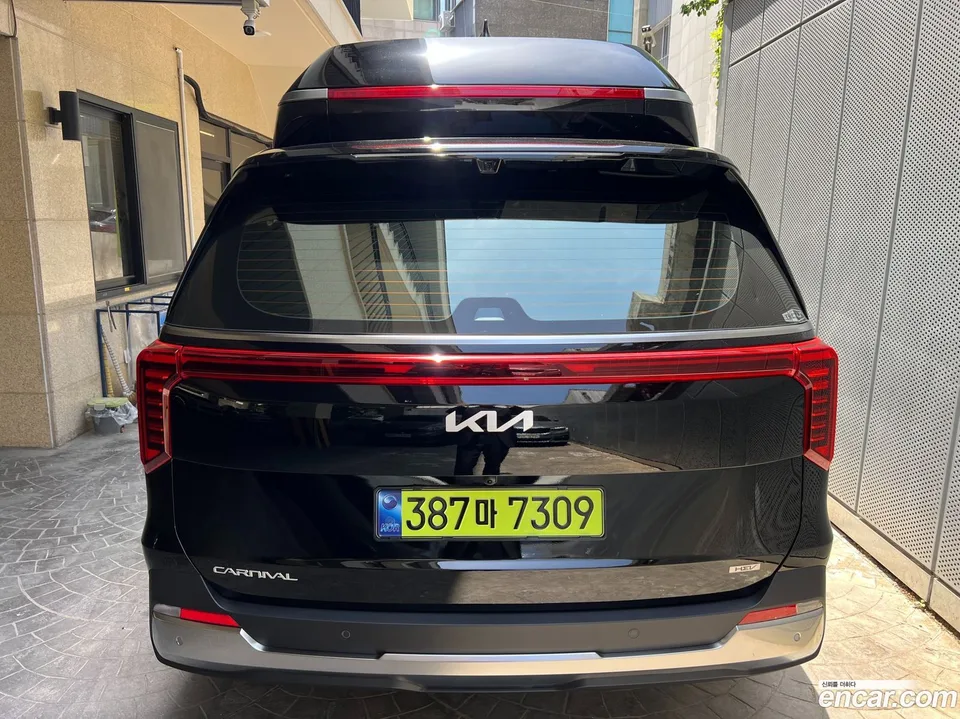 Kia Carnival HEV 4 2025 — thumbnail 3