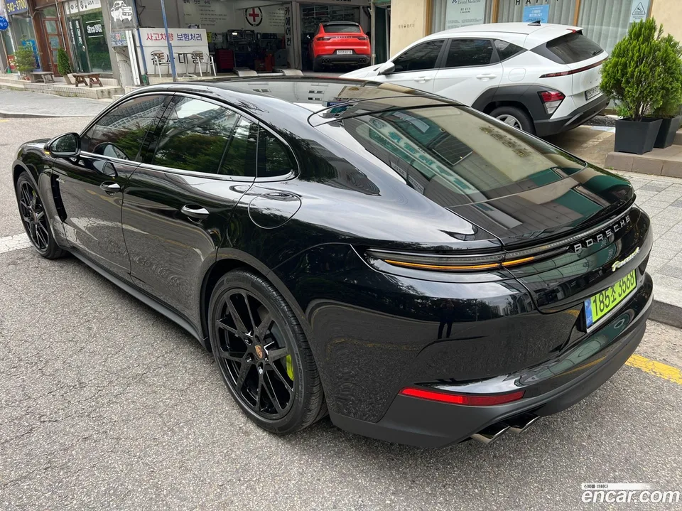 Porsche Panamera (976) 2.9 AWD E- 2025 — thumbnail 4