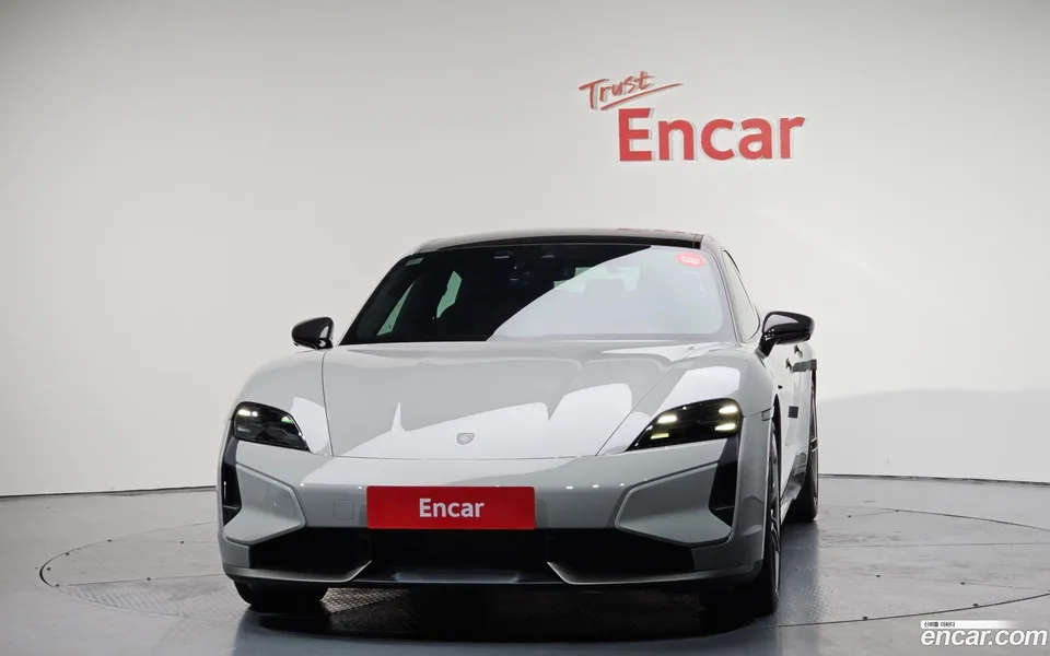 Porsche Taycan S 2024 — миниатюра 3