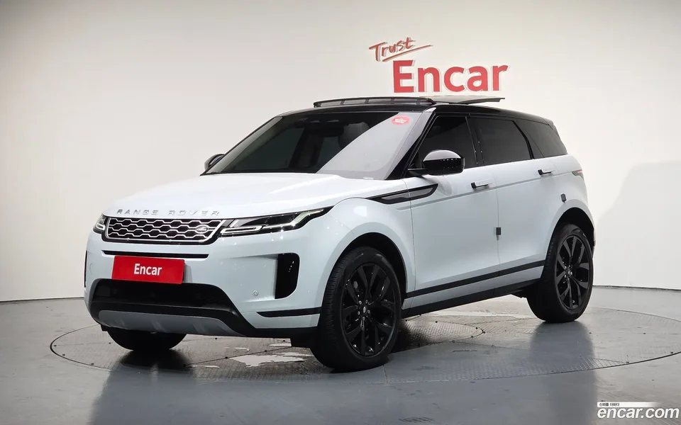 Land Rover Range Rover Evoque P250 SE 2023 — фото 1, купить с доставкой в Москву