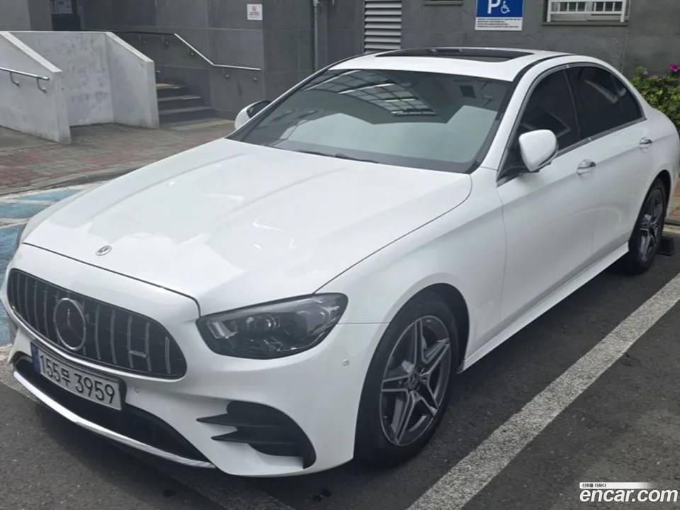 Mercedes-Benz E-Class E250 AMG Line 2023 — миниатюра 3