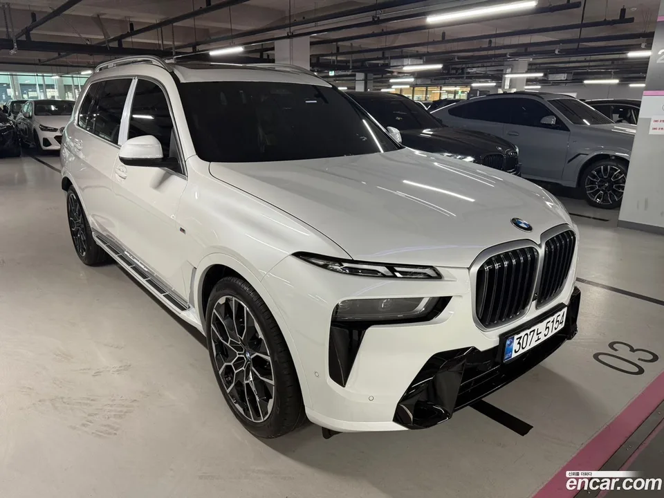 BMW X7 xDrive 40i M 6 2025 — миниатюра 5