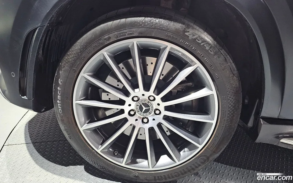 Mercedes-Benz GLE-Class GLE400d 4MATIC 2023 — миниатюра 2