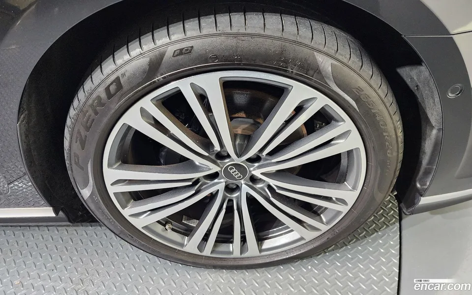 Audi A8 50 TDI 2023 — миниатюра 2
