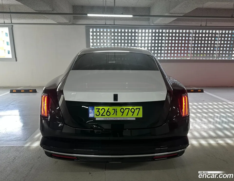 Rolls-Royce Spectre 2024 — миниатюра 3