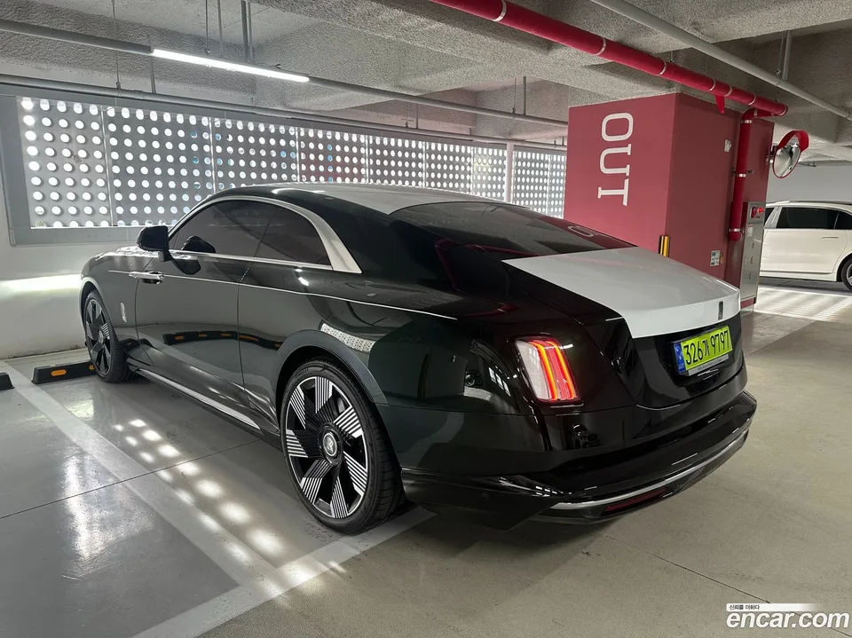 Rolls-Royce Spectre 2024 — миниатюра 4