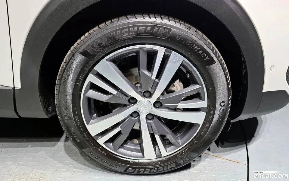 Peugeot 3008 1.2 Pure Tech 2024 — миниатюра 2